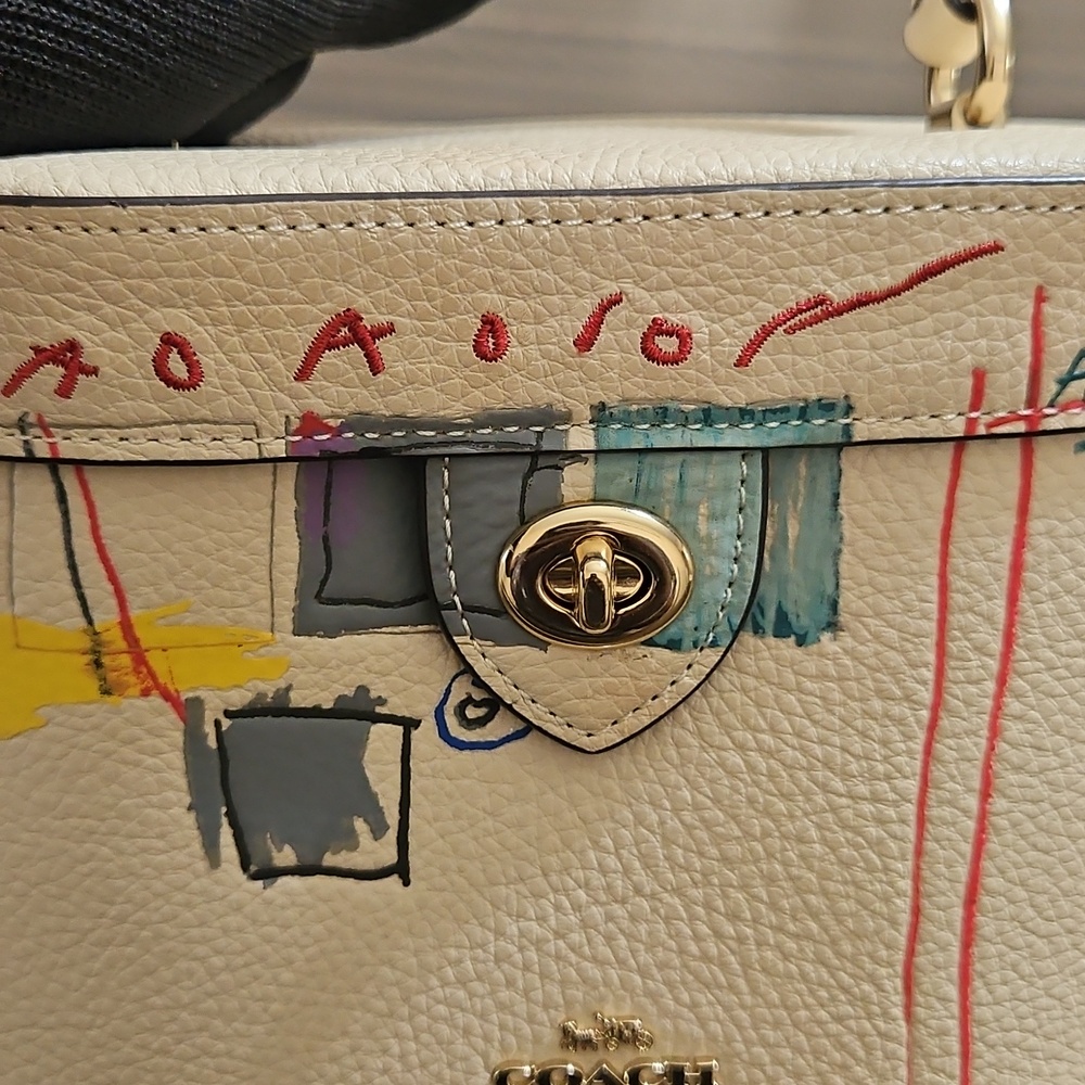 Limited Edition Coach Basquait Cream Leather Multicolor Sketch Print Crossbody - Picture 6 of 10
